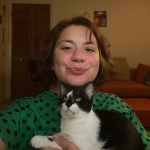 Meet your Posher, Ana